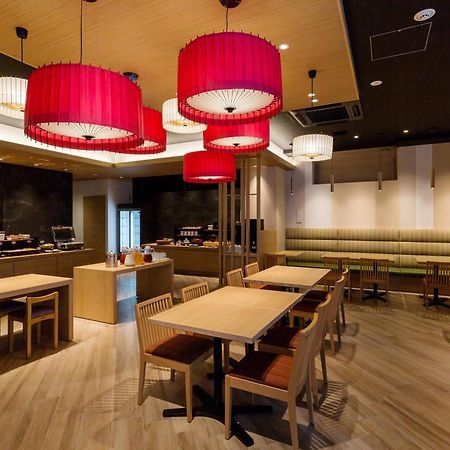 Via Inn Hakataguchi Ekimae Fukuoka  Eksteriør billede
